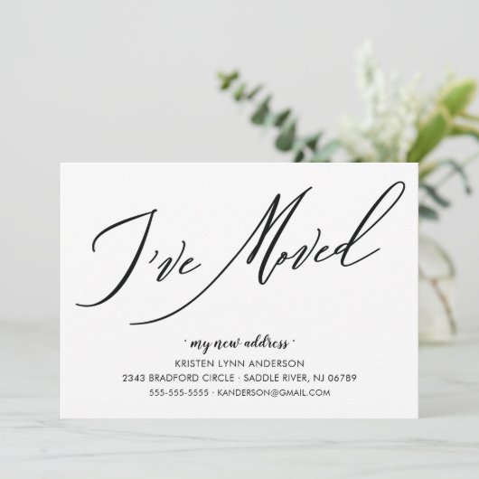 Modernes Skript, das ich bewegte Ankündigung (Stehend Vorderseite)