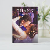 Modernes Skript Einfaches Hochzeitsstipendium Foto Dankeskarte (Stehend Vorderseite)