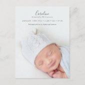 Modernes Skript-Foto Overlay Geburtsankündigung Postkarte (Vorderseite)