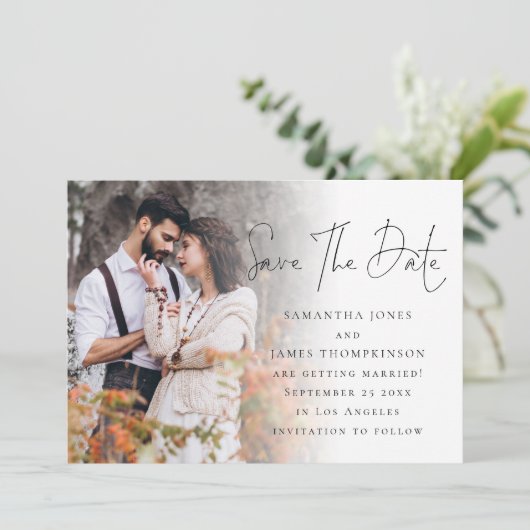 Modernes Skript-Foto-Overlay QR-Code Hochfahren Save The Date (Stehend Vorderseite)