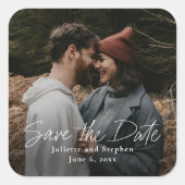 Modernes Skript-Foto Save the Date Quadratischer Aufkleber (Vorderseite)