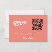 Modernes Skript Pink Coral QR Code Hochzeit RSVP Karte (Vorderseite)