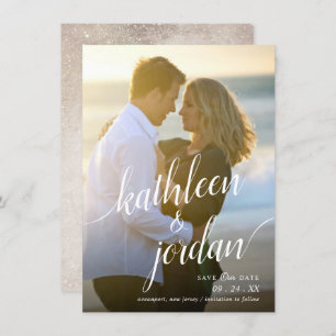 Modernes Skript Save the Date, das Mitteilung Einladung