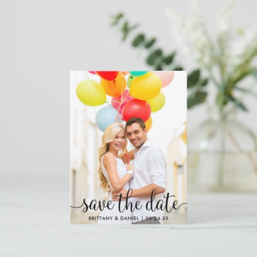 Modernes Skript-Save the Date-Foto Postkarte (Stehend Vorderseite)