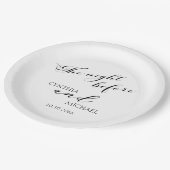 Modernes Skript "The Night Before" Hochzeit Pappteller (Schrägansicht)