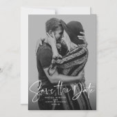 Modernes Skript-vertikales Foto Save the Date Magneteinladung (Vorderseite)