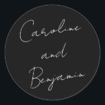 Modernes Skripthandwriting Wedding Boho Black Runder Aufkleber<br><div class="desc">Modernes Script Handwriting Wedding Boho Black Classic Round Sticker</div>