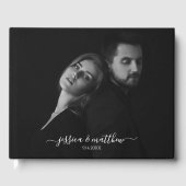 Modernes skriptives Schwarz-Weiß-Foto Gästebuch (Vorderseite)