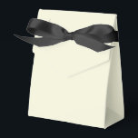 Modernes Solid Ivory Simple Chic Elegante Geschenkschachtel<br><div class="desc">Moderne Solid Ivory Simple Chic Elegant Favor Boxes verfügt über ein modernes solides Elfenbein. Perfekt für den Valentinstag,  den Frauentag,  den Muttertag,  Geburtstagspartys,  Jubiläum,  Hochzeiten,  Babyduschen und vieles mehr. Erstellt von Evco Studio www.zazzle.com/store/evcostudio</div>