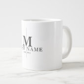 Modernes Split Monogram, Anfangsname & Establ Jumbo-Tasse (Vorderseite Rechts)