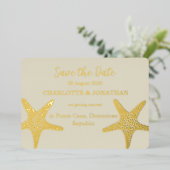 Modernes Starfish Beach Wedding Gold Folieneinladung (Stehend vorne)