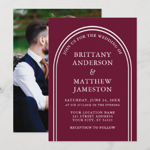 Modernes, stilvolles Arch Wedding Burgundy Foto Einladung