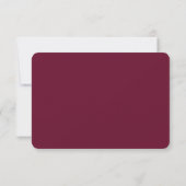 Modernes, stilvolles Arch Wedding Burgundy RSVP Karte (Rückseite)