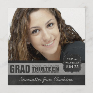 Modernes, stilvolles Girl Graduate Foto Chalkboard Ankündigung