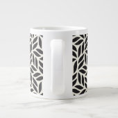 Modernes, stilvolles Leaf-Muster Jumbo-Tasse (Rückseite)