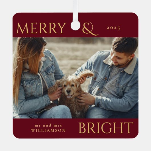 Modernes, stilvolles Red Merry Christmas Family Fo Ornament Aus Metall (Vorderseite)