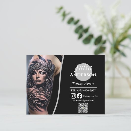Modernes, stilvolles Tätowierung Künstlernachsorge Postkarte (Stehend Vorderseite)