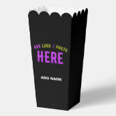 MODERNES, STYLISCH-SCHWARZKONTROLLIERTES MARKENPOP GESCHENKSCHACHTEL (Rückseite)