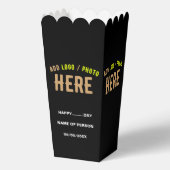 MODERNES, STYLISCH-SCHWARZKONTROLLIERTES MARKENPOP GESCHENKSCHACHTEL (Rückseite)