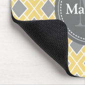 Modernes, stylisches, gelbgraues Diamantmuster Mousepad (Ecke)