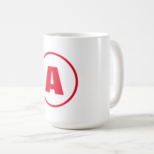 Modernes, stylisches Monogram Red Initial Letter W Kaffeetasse (VorderseiteRechts)