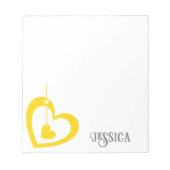 Modernes, stylisches, schlichtes gelbes Herz Mit M Notizblock (Vorderseite)