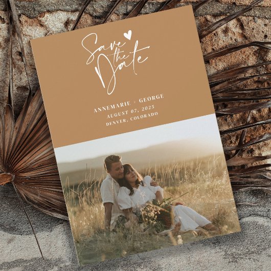 Modernes Terracotta-Kalligrafie-Script-Foto Save The Date