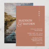 Modernes Terracotta Monogram Foto QR Code Wedding Einladung (Vorne/Hinten)