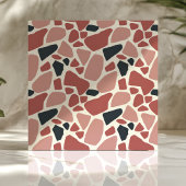 Modernes Terrazzo-Design in Rot und Schwarz Fliese