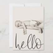 Modernes Text Hello Foto Kinderankündigung Ankündigung (Vorderseite)