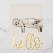 Modernes Text Hello Foto Kinderankündigung Folieneinladung (Vorderseite)