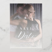 Modernes Transparentschreiben für Hochzeitsskripte Folieneinladung (Vorderseite)