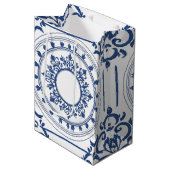 Modernes trendiges Blue White Chinoiserie Blume Pa Mittlere Geschenktüte (Vorderseite Schrägansicht)