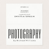Modernes, trendy Bold Fotograf Visitenkarten (Außenseite Aufgefaltet)