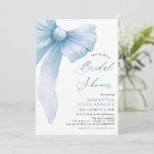 Modernes trendy Coquette Blue Bow Brautparty Einladung (Stehend Vorderseite)