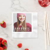 Modernes trendy Graduation Party Foto Name Serviette (Beispiel)