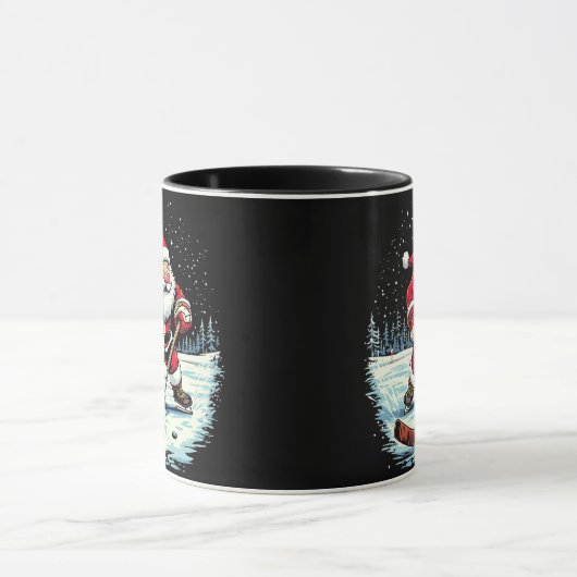 Modernes trendy Santa Playing Ice Hockey Tasse (Zentrum)