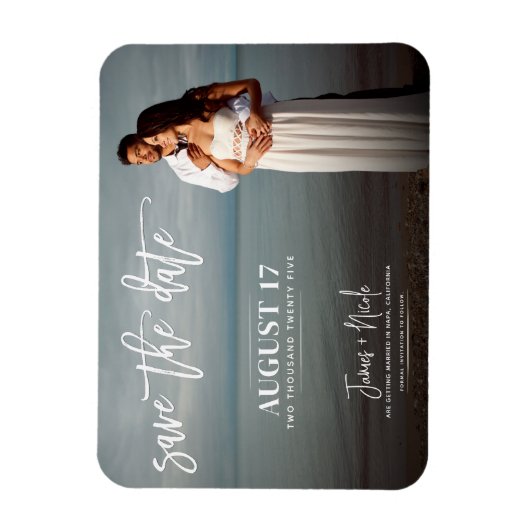 Modernes, trendy Script-Foto Save the Date Hochzei Magnet (Vertikal)