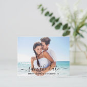 Modernes trendy Script-Foto Save the Date Postkarte (Stehend Vorderseite)