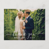 Modernes, trendy Script Wedding Foto Vielen Dank Postkarte (Vorderseite)