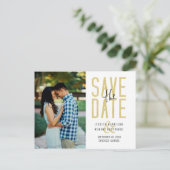 Modernes Typografie-Foto Save the Date Einladungspostkarte (Stehend Vorderseite)