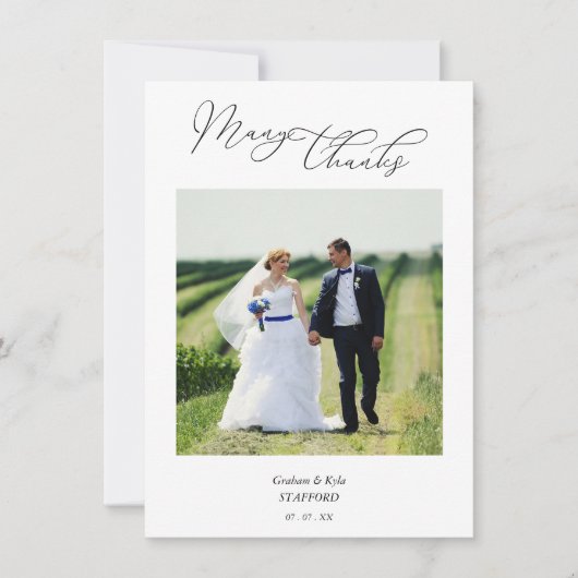Modernes Typografie Script-Foto Newlyweds Dankeskarte (Vorderseite)