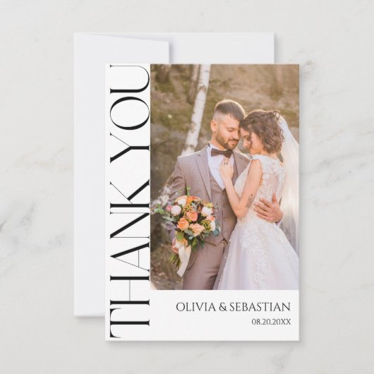 Modernes Typografy Wedding Foto Dankeskarte (Vorderseite)