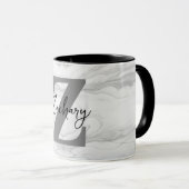 Modernes und klassisches Marmormonogramm Letter Z Tasse (VorderseiteRechts)