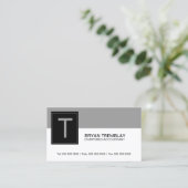 Modernes und mutiges Monogramm Visitenkarte (Stehend Vorderseite)