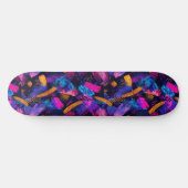 Modernes Urban Graffiti Grunge Muster Skateboard (Horizontal)