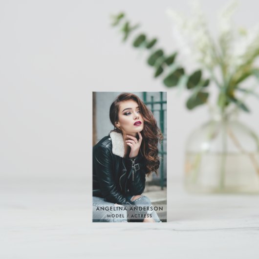 Modernes Visitenkarte (Stehend Vorderseite)