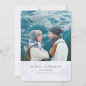 Modernes Watercolor Blue Gold Mountain Wedding Fot Einladung (Rückseite)