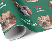 Modernes Weihnachts-Custom-Family-Foto Grün Geschenkpapier (Rolleneckpunkt)