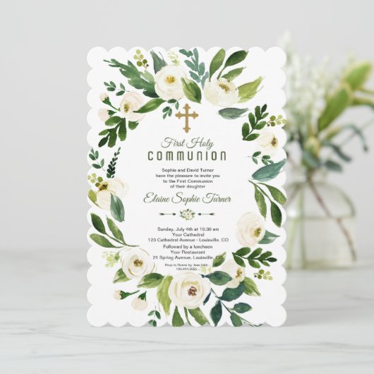 Modernes Weiß-Blumenreath Heilige Kommune Einladung (Stehend Vorderseite)